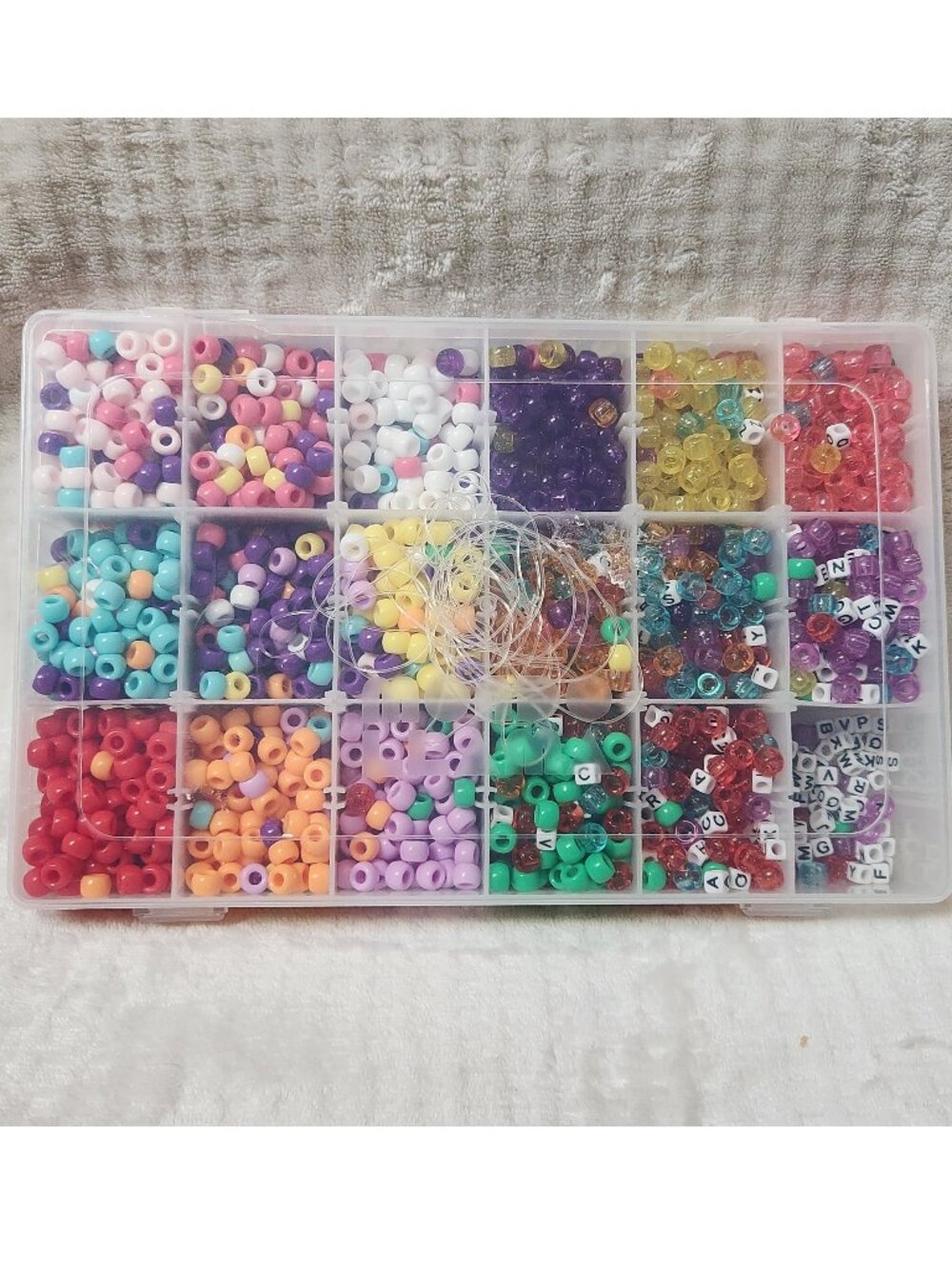 MONDO LLAMA CRAFT BEADS - 2,750 Assorted Color Beads for Craft Making